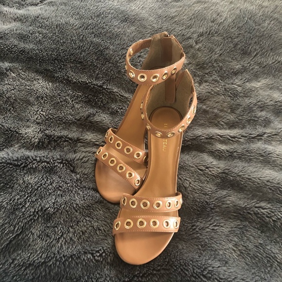 NEW Le Chateau Leather Heels size 38 - Picture 7 of 7